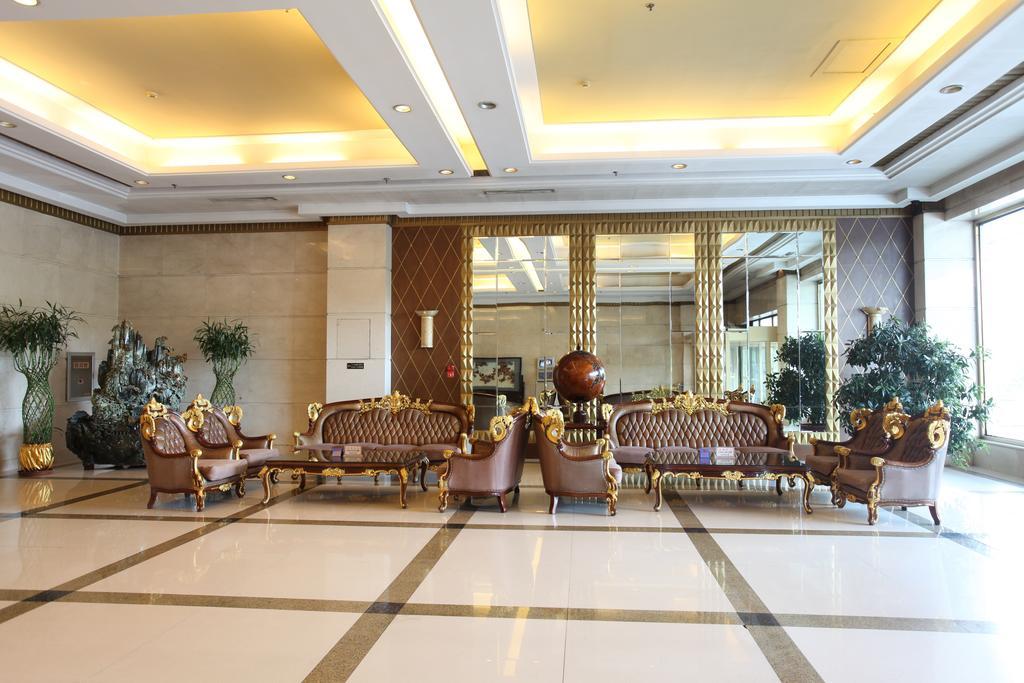 Milky Way Hotel Harbin Exteriör bild